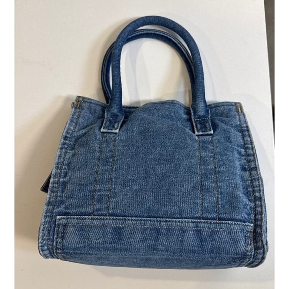 GAP Small Denim Five Pocket Tote  Bag w/ Crossbody Strap- Medium Wash - NWT - Picture 5 of 11